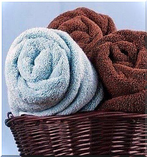 clean towel rolls