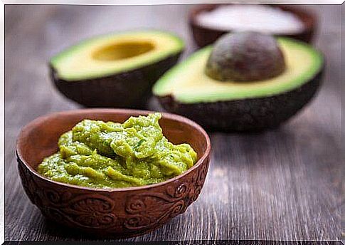 alkaline foods: avocado