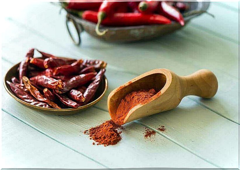 try natural treatment for heel pain: cayenne