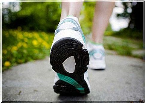 burn 600 calories a day while running