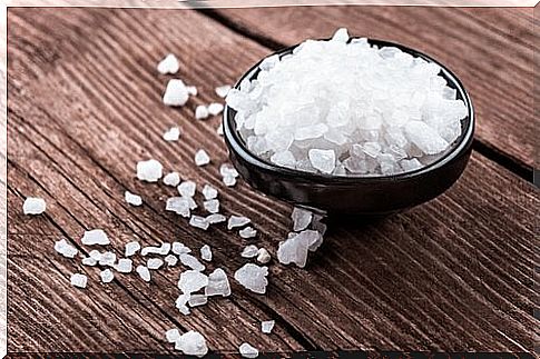 Avoiding salt will help reduce fluid swelling