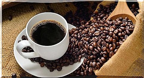 coffee cup and coffee beans