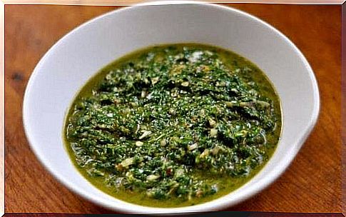 Argentine chimichurri is a strong-tasting but at the same time healthy sauce