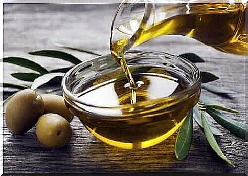 Olive oil produces polyunsaturated fatty acids