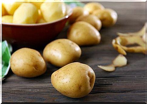 Potatoes are the basic ingredient in a frying pan