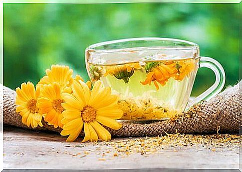 relieve hot flashes with calendula