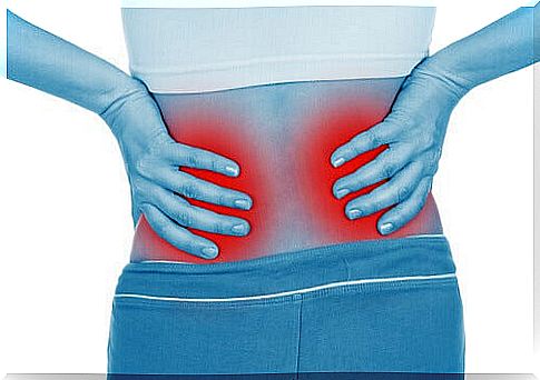 back pain due to kidney stones